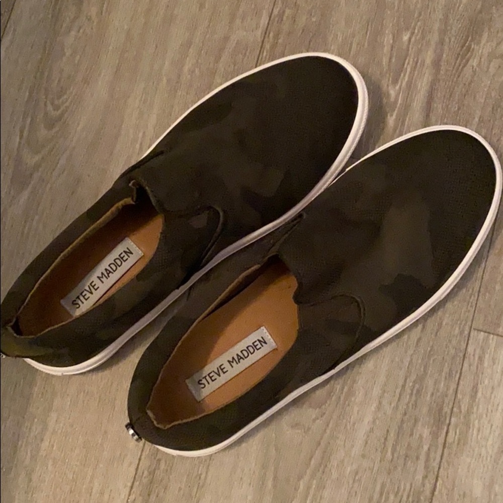 Steve Madden Slip-on Shoes